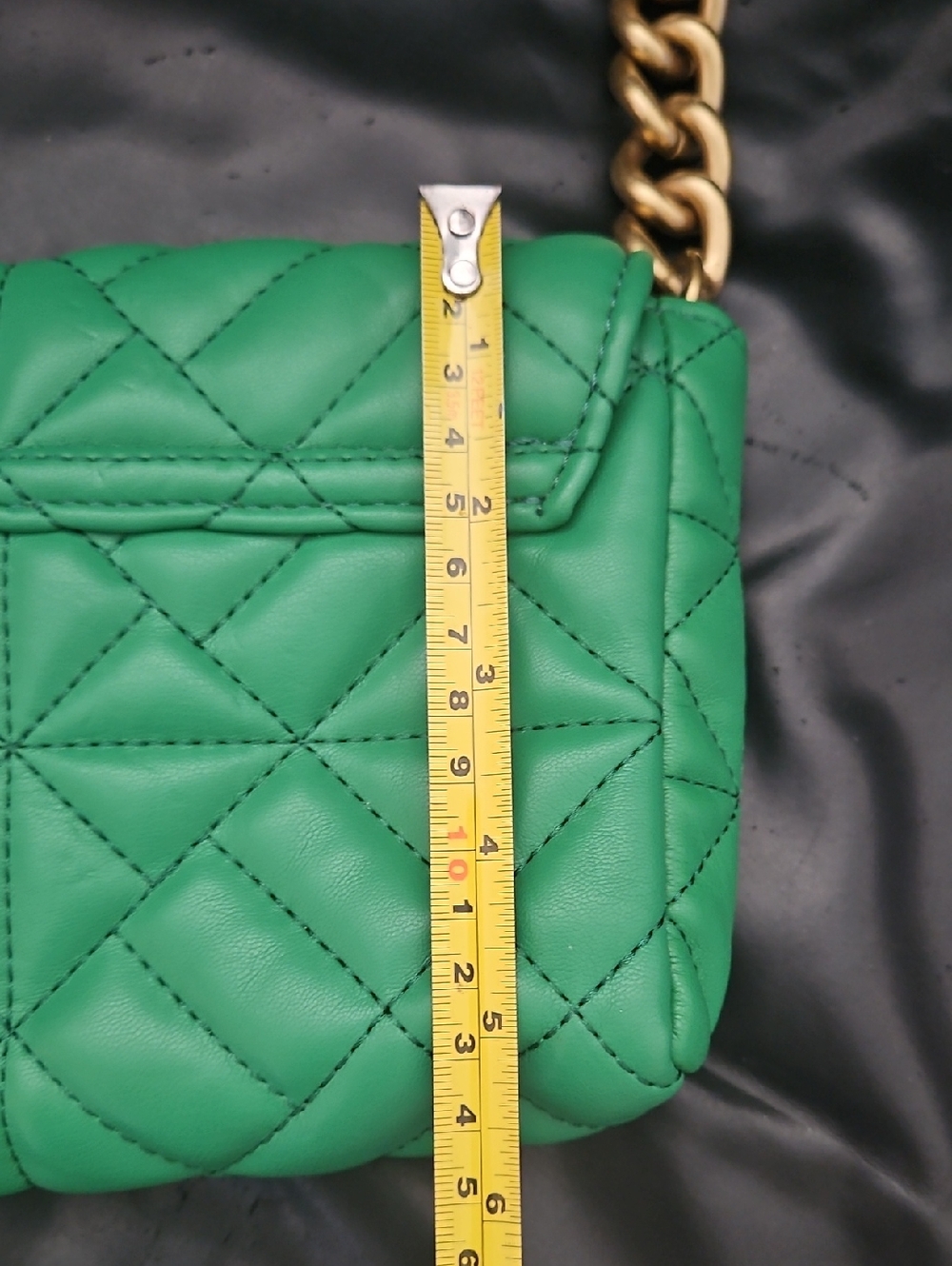 Zara Quilted Green Shoulder Medium Purse Bag Gold Chain Hardware - Picture 5 of 11